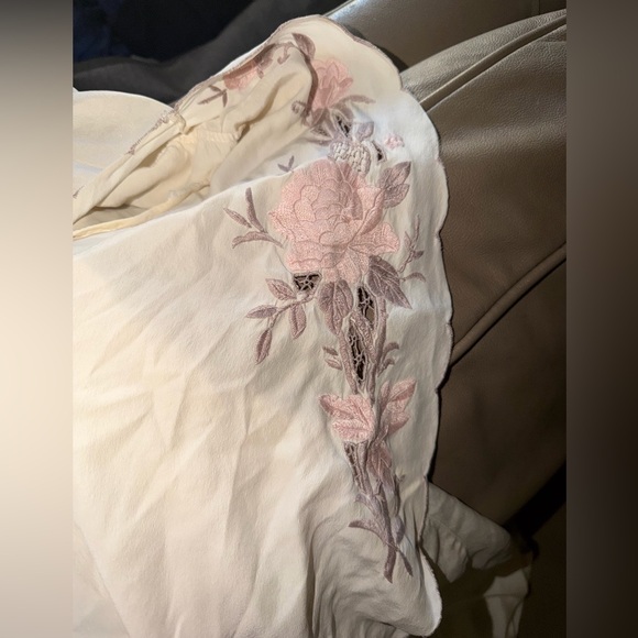 Unbranded Floral 100% Silk Robe Embroidered - Picture 9 of 9